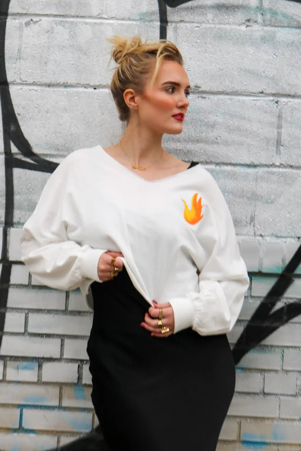 STRAIGHT FIRE Painted Sweatshirt - Rebelle Theory