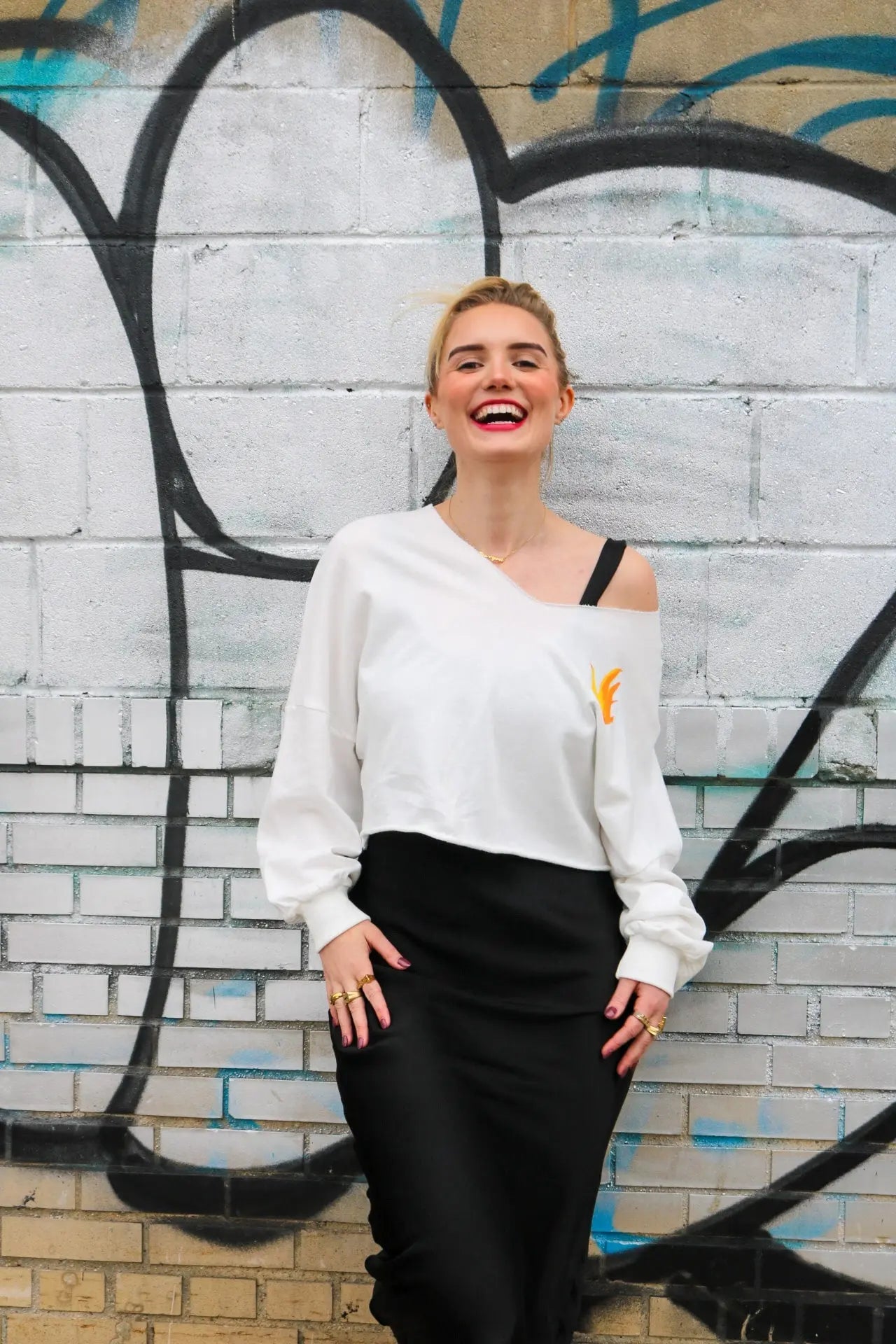 STRAIGHT FIRE Painted Sweatshirt - Rebelle Theory